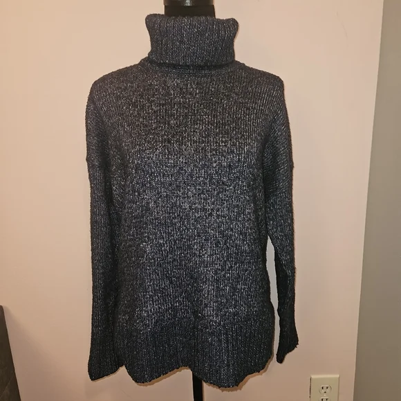 Banana Republic Navy Blue Knit Turtleneck Cozy Sweater - Size Large - Picture 2 of 7